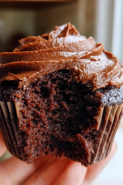 Best Homemade Chocolate Cupcake Recipe: Irresistibly Delicious
